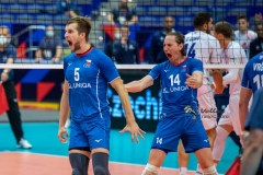 8BB2E571-CA5C-4BF8-A93D-A470B8680D9D