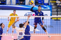 152B15D8-5BAB-436D-AAA0-DF157FF96087