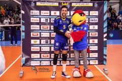 5FB677B5-365B-47E1-BEEB-404CF1D32ADE