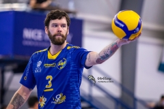 6C85EA0D-8A17-4D83-A5D0-C0AD09DA148D