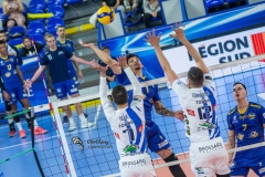 56BBBFC1-17F1-4738-9DD0-D058E391740A