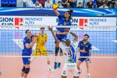 D79E9467-0759-42A5-B598-9F91E2E0693F