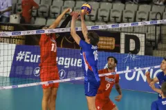 FC7F1634-DFF4-4E15-9448-271260698004