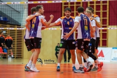 2A5D7C35-D493-4121-A504-87BA3DBBEDB3