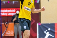 B4A1B4F9-0103-4BBD-B87C-0B6DB04DACCA