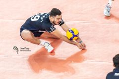 8F4E0DB6-BB40-4397-A1A0-EA480252532C