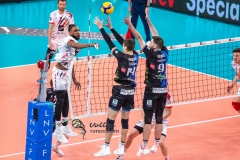 B29EEDD5-0170-41DB-9DF0-5704DE365C93