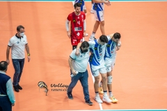 43DD8D87-DE23-42F4-B70D-BAAD19C86E7D