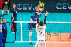 0597F4C3-681C-4FB4-9CEA-324A540DFDA7