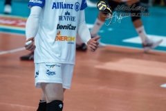 D0E9F64F-2F48-4AB9-9840-F987CF09DD72