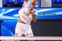08129F1B-41B1-48C7-A71C-AF2AC1DFC427