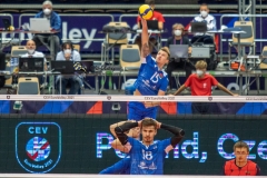 9470D0B7-A602-4CE0-9738-F42011711402