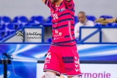FBA4E0DE-FD58-4FC2-B777-A825622210F2