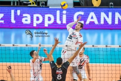 1C87F0B9-ADFB-4072-823E-858FA4B9569D