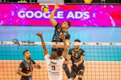 2F894CD7-EE6C-4C5C-9708-2C05C76842F8