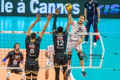 FF6C09A9-6363-4DB7-92AF-60241A31F9AA