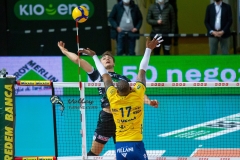 CC637118-7BF8-4136-8020-75210CF0481B