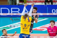 D5AB2DB4-1075-4549-AFC0-9637B2204666