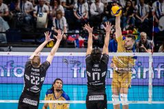 FE22F9D4-BCF6-4558-87A4-DC8A9AB72FCD