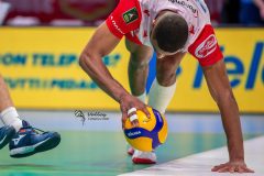 FE283DE6-58FC-4395-B6D8-8CF440F055B0