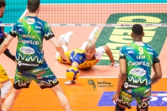 4EB1EF68-1FC5-4FF5-92AF-6C239B2FE268