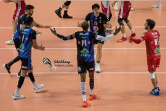 7C922948-0425-4799-A114-3ADAEB00F570