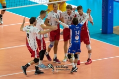 45F28456-0990-467A-B273-6D3BF82D1022