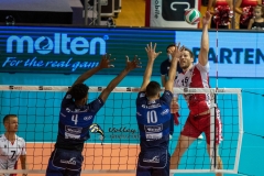 2A6C271A-FE04-45EF-8156-22129AD01BC1