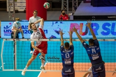 D7C6F40C-F0E1-449E-9874-A3B008CB18FB