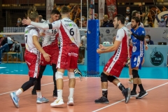 DAB08452-470B-44AF-BA5D-B5BF93A32B84