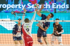 26F3697D-2D21-4C92-AA11-8BE47A61C84B