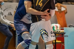 5977F953-2CF9-4911-9638-DE78D2016EF3