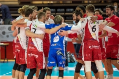 17EE4971-ACDA-4AD6-9136-C558927B70DD