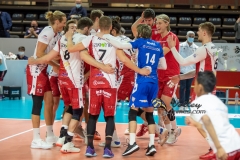 8C00DB4A-1119-476F-80A6-75A4BC9899B5