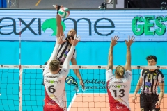 994096B5-5139-4688-8F82-9C92A869B200