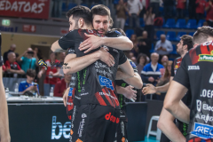 F73B50E5-CD29-485B-8D52-DB5B80D36DAC