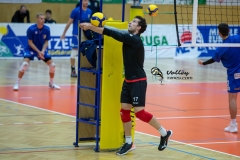B67FB7FF-D3B9-4E2F-934E-12142349D80C