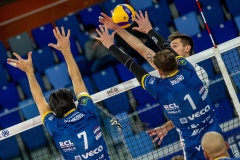 738D8BE5-932F-47D8-AA95-450B54334013