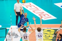 D958FD52-8218-4B3E-8F83-0506815501F6