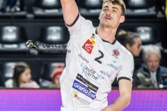 ECCB008D-6A71-4045-A898-C6FBA3B3C090
