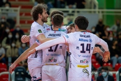 4DC0C770-720A-446E-BBC8-FAB10C8B2552