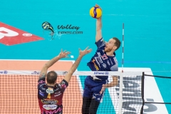 EA03CCAE-3A14-4E2F-BEA9-B5B18874C2BE