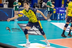 4E4C43E1-9FCB-40F5-AFA8-40AB927E56A3
