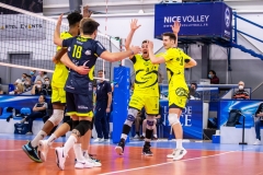 91E81C87-68F2-4BF6-9235-62F425E01483