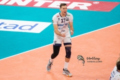 8690C735-F3D9-4AC0-984A-F905D7A61822