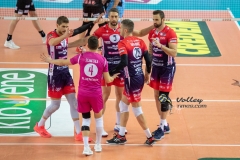 FFA89B61-5317-47C7-BBE5-D9D4085822DB