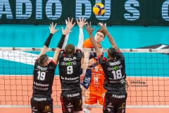 C5E5233B-41F6-435E-BF48-1DCEAC7306D2