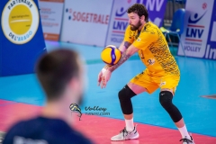 AAC46F26-78C5-4BC9-9B13-CEAEA277B2E1