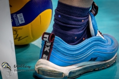 F1765798-5815-4DC1-B6FF-B8994E44E664
