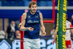 7EAB3A6D-6666-4591-923C-793639686A58